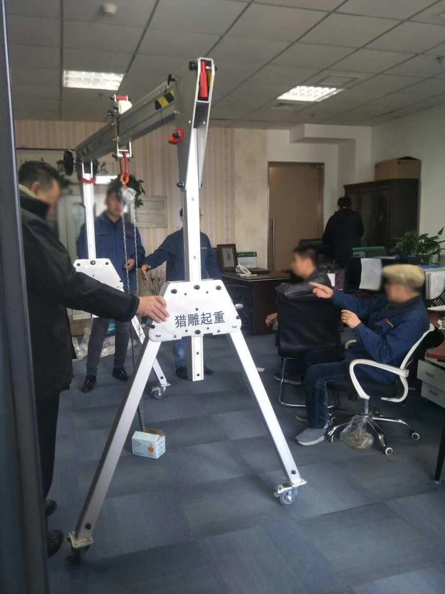 便攜式輕型鋁合金龍門(mén)吊